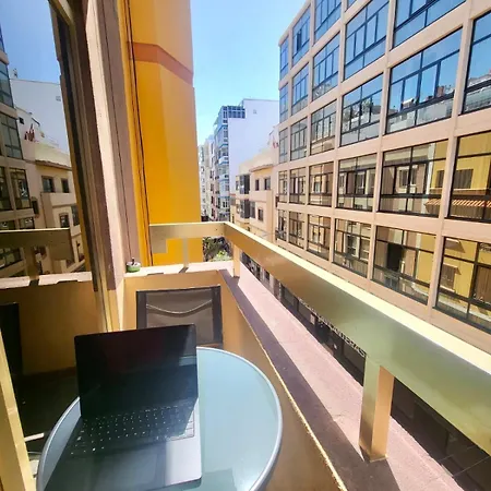 New Big Flat With Balcony 50mts Away From Parking Optional * Las Palmas de Gran Canaria